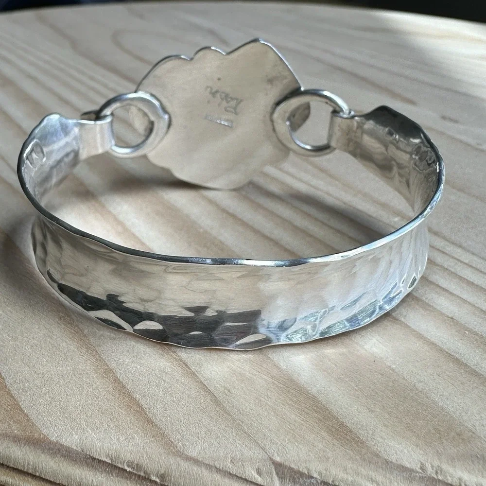 Artisan Crafted by Robin this women